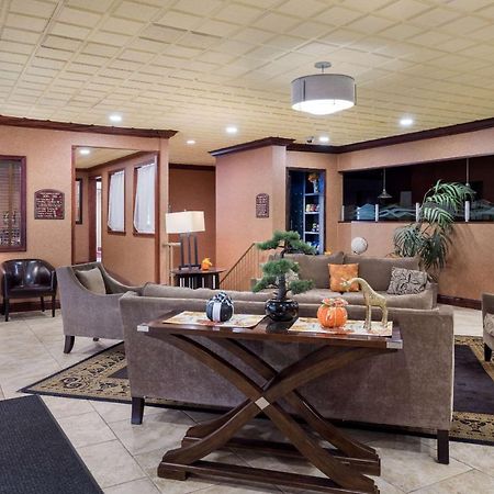 Quality Inn And Suites Fairgrounds - Syracuse Seneca Knolls Zewnętrze zdjęcie