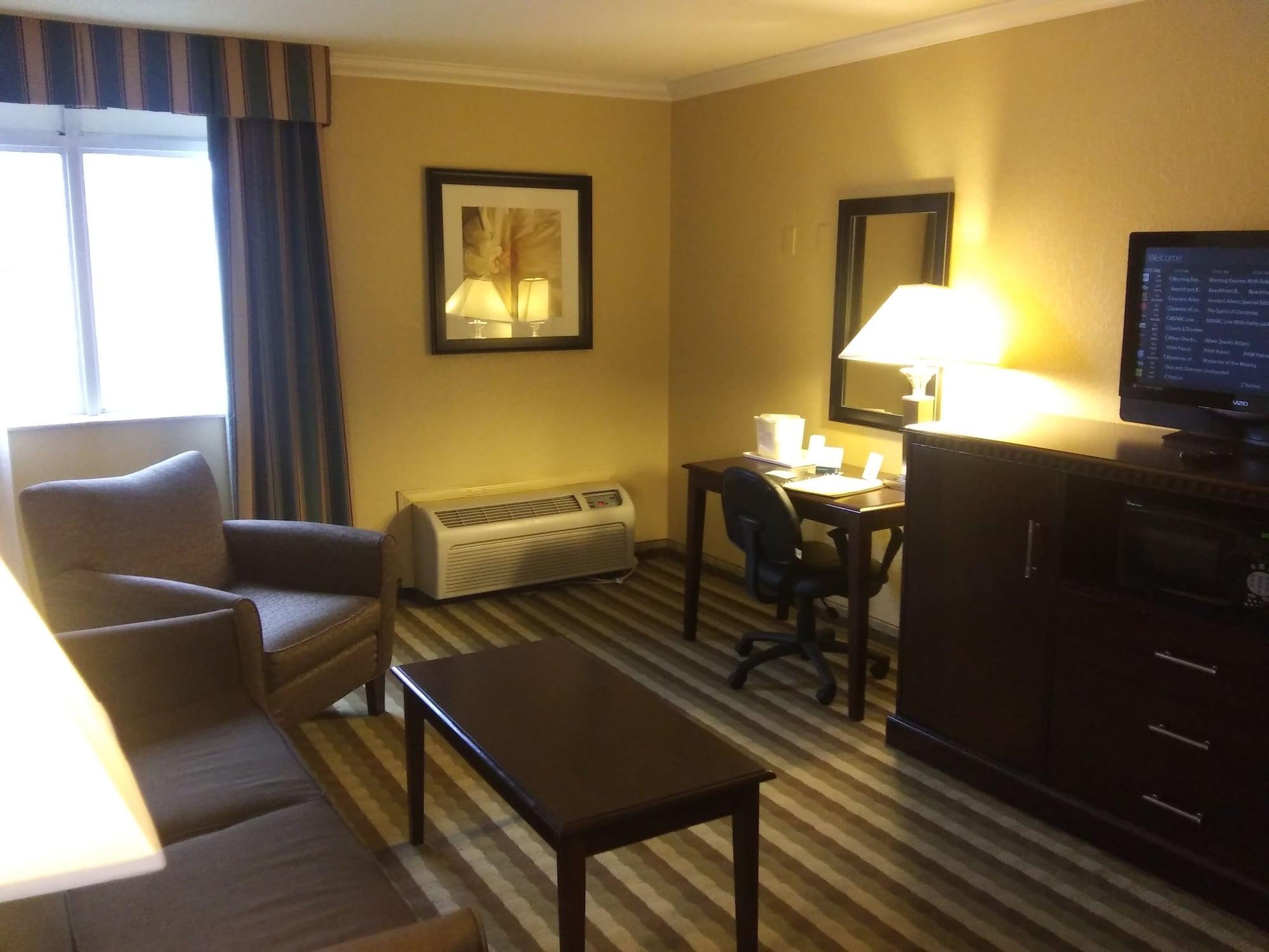 Quality Inn And Suites Fairgrounds - Syracuse Seneca Knolls Zewnętrze zdjęcie