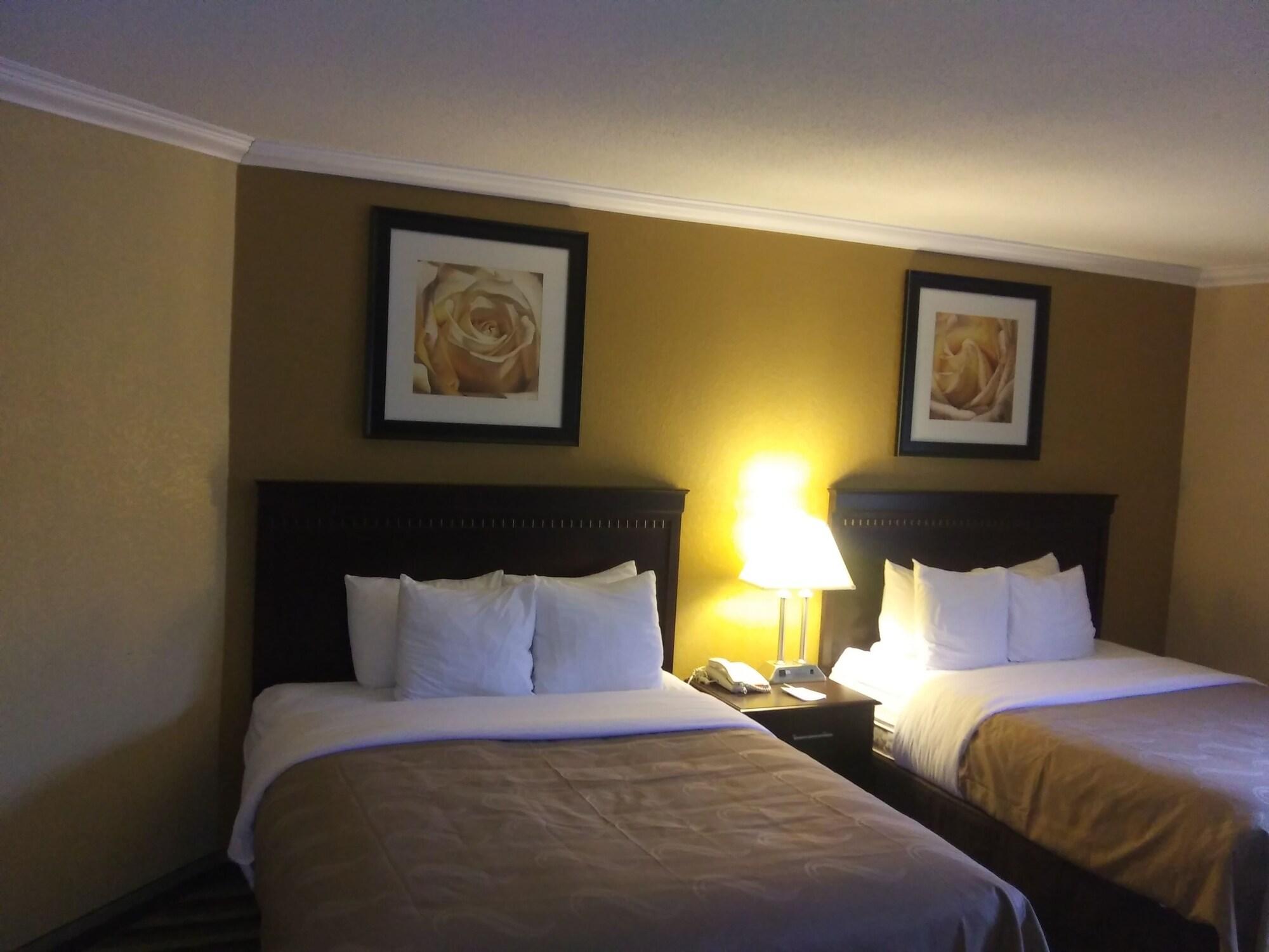 Quality Inn And Suites Fairgrounds - Syracuse Seneca Knolls Zewnętrze zdjęcie
