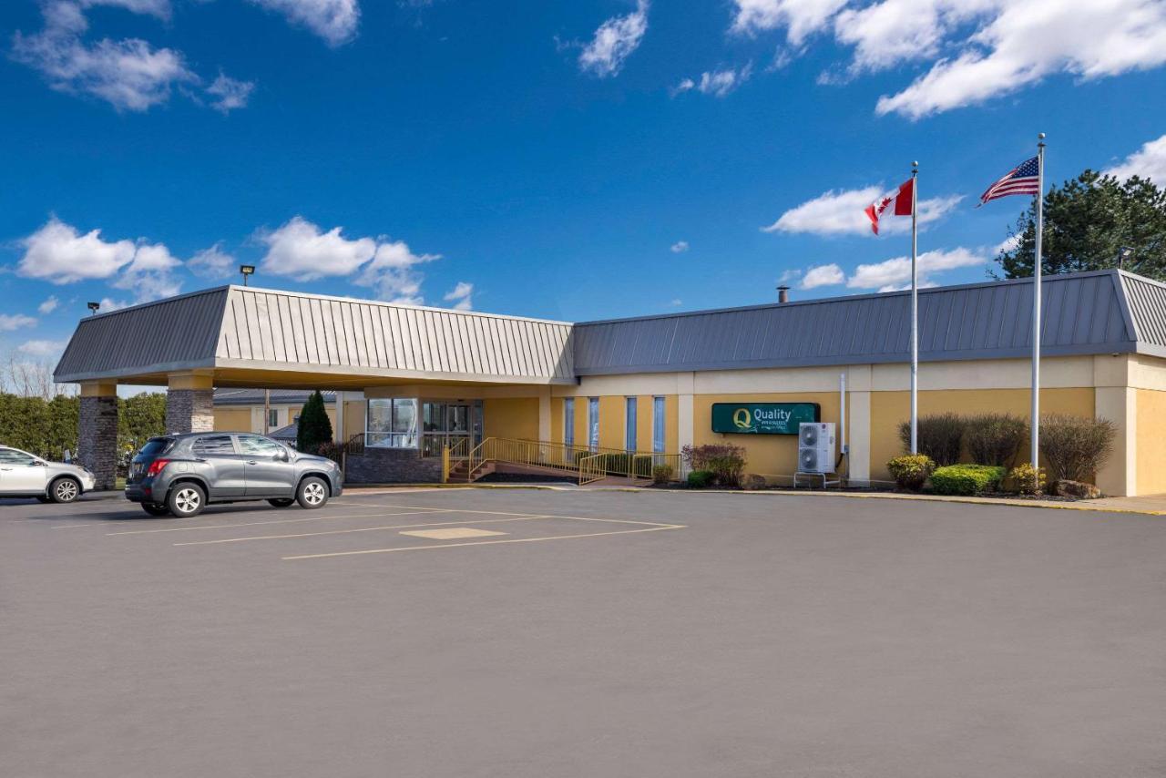Quality Inn And Suites Fairgrounds - Syracuse Seneca Knolls Zewnętrze zdjęcie