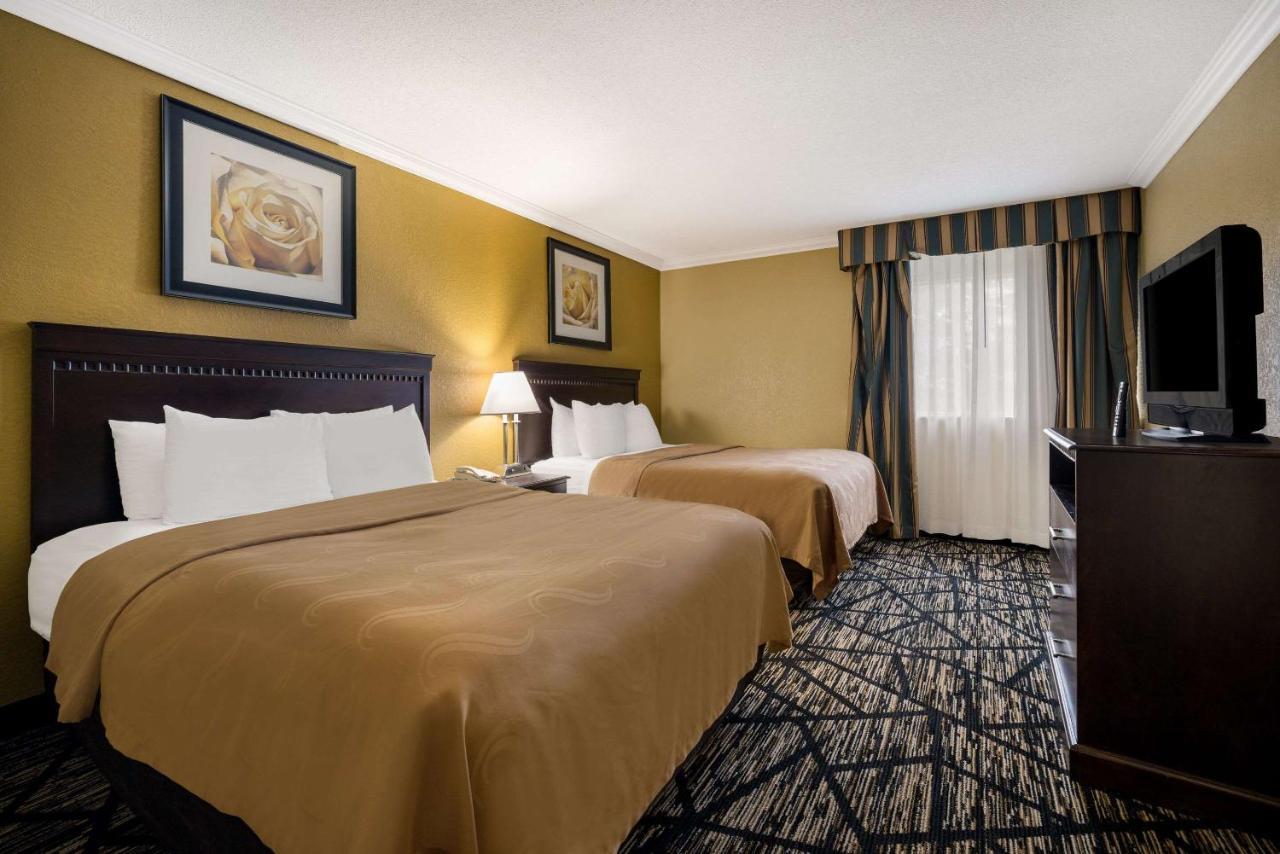 Quality Inn And Suites Fairgrounds - Syracuse Seneca Knolls Zewnętrze zdjęcie