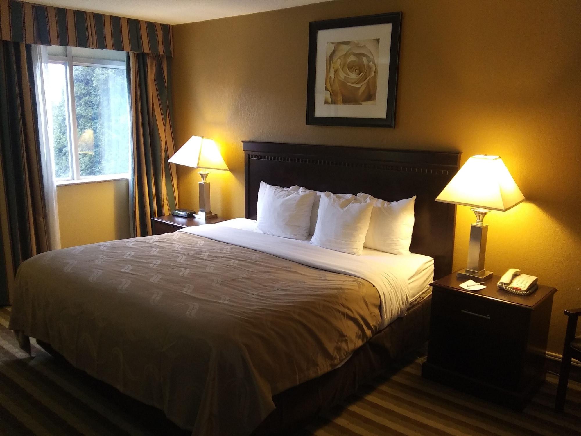 Quality Inn And Suites Fairgrounds - Syracuse Seneca Knolls Zewnętrze zdjęcie